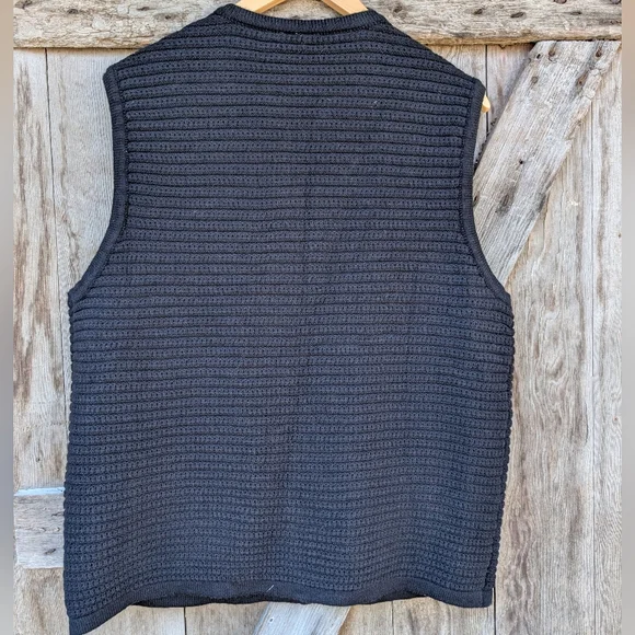 Joie Black Button-Up Knit Sweater Vest - Size 1X - Picture 4 of 5